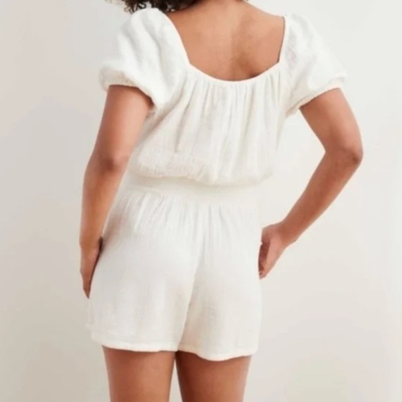 ❤️Aerie Puff Sleeve Romper - Picture 2 of 10